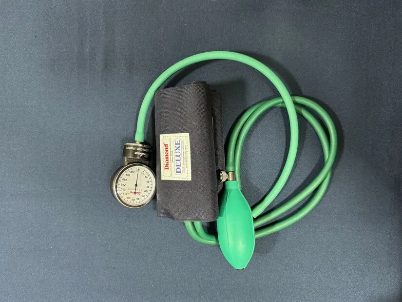 Dial set with Bulb and Cuff for ABI
